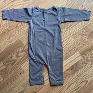 NWOT Winter Water Factory Organic Cotton 12mo Baby Footless One-Piece in Gray